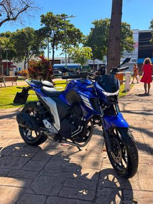 YAMAHA FZ25 FAZER ABS 